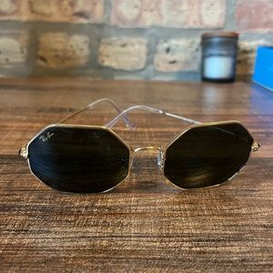 Like new hexagonal Ray Bans - purchased in 2021 and only worn twice.